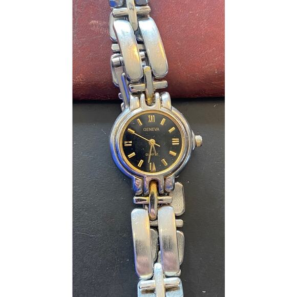 Women's 25mm Silver Tone Geneva Watch, Gold Tone Numerals - Picture 3 of 3